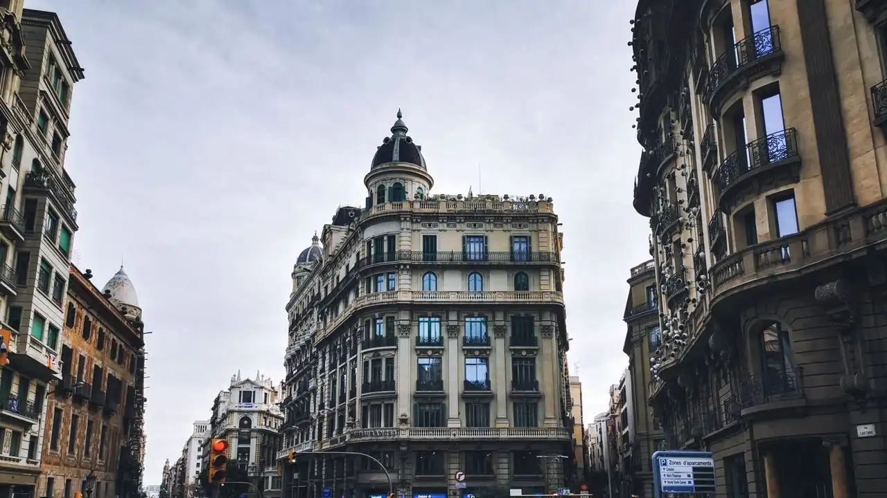 Catalan And French Share More Similarities Than You Think